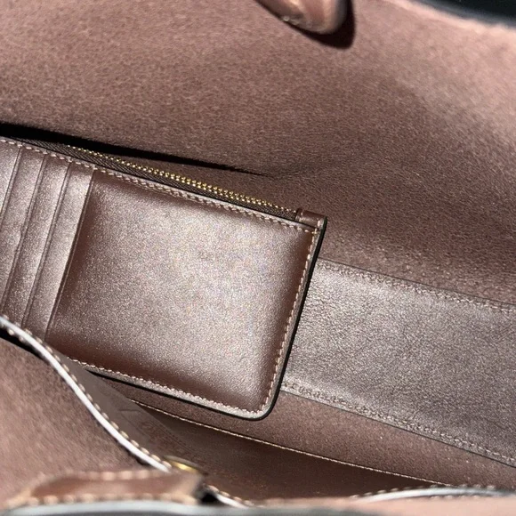 ✨ Coach Leather Hobo Shoulder Bag + Matching Wallet – Medium | Brown ✨ - Picture 4 of 5